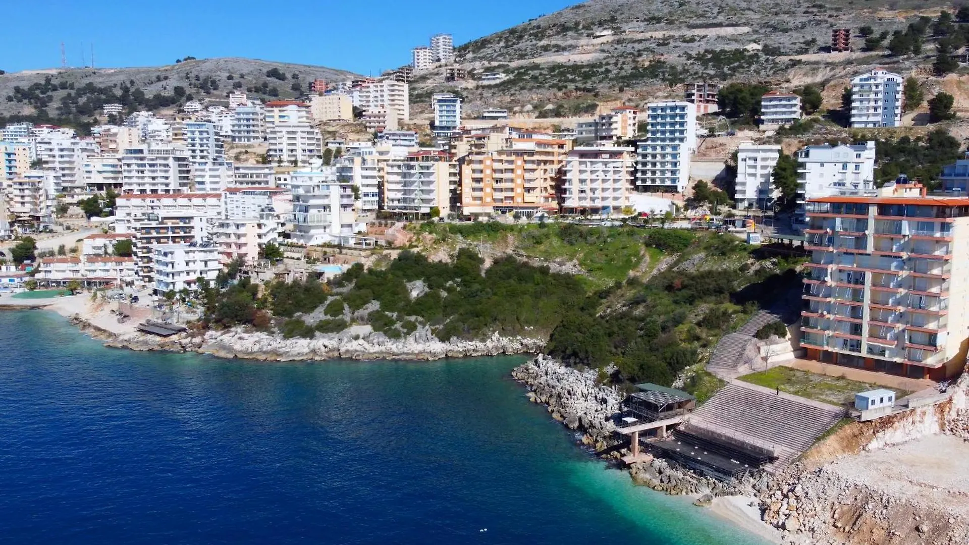 Apartment Sea View Coral Reef Sarandë アルバニア