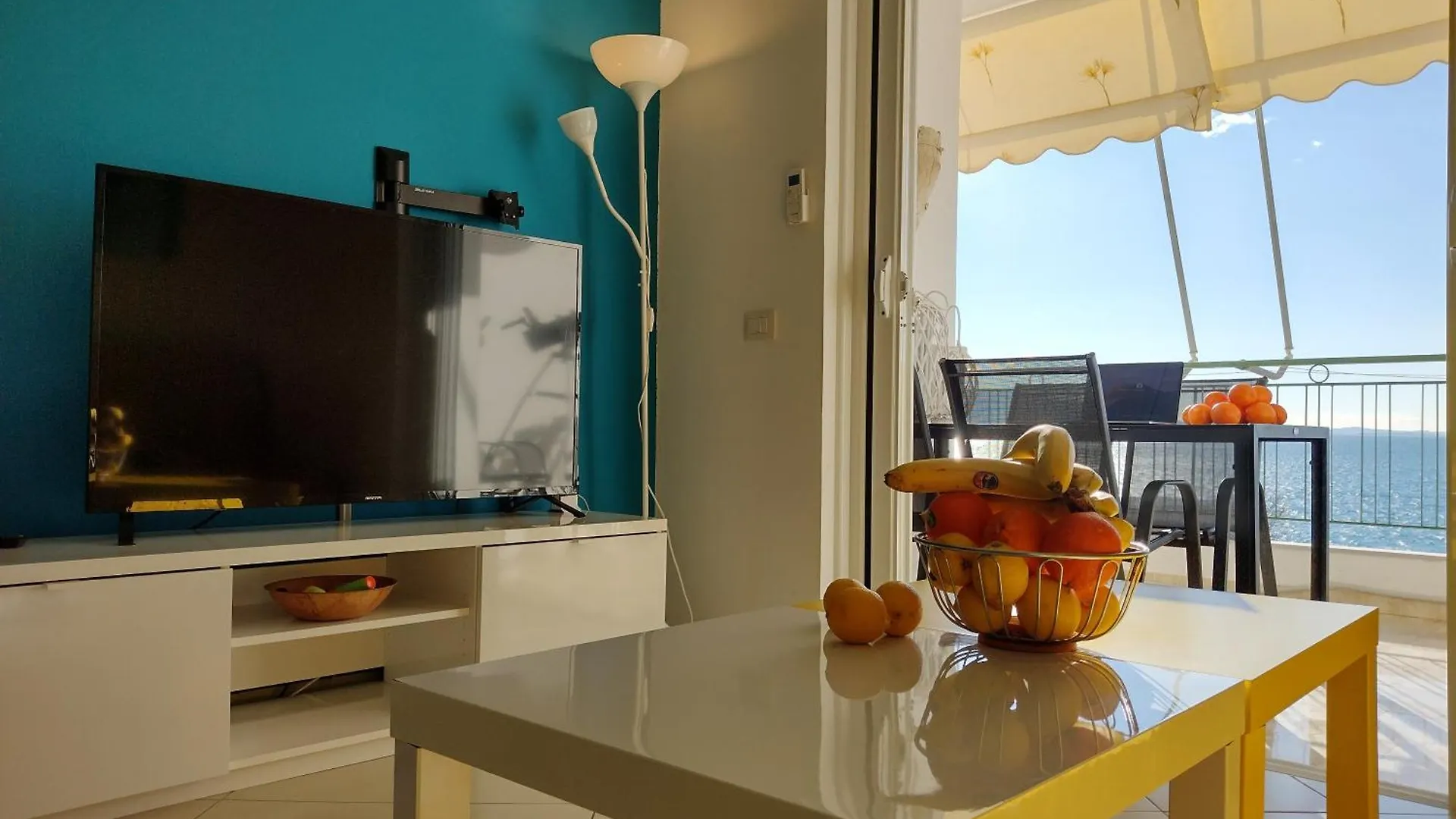 Apartment Sea View Coral Reef Sarandë アルバニア